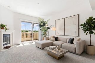 14343 Burbank Boulevard 301, Sherman Oaks, CA 91401