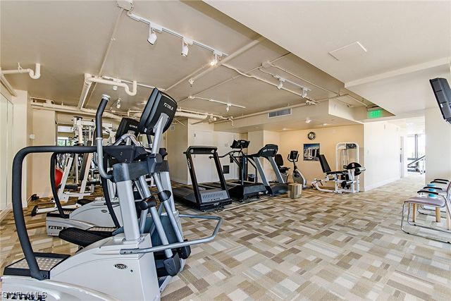 4751 Gulf Shore BLVD N PH-2, Naples, FL 34103