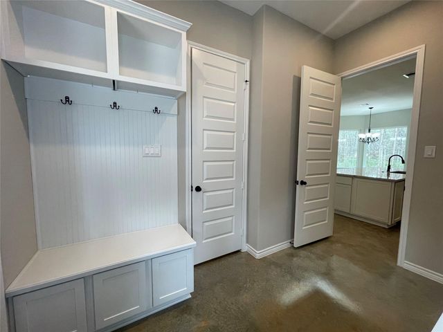 244 Dipping Vat Road, Huntsville, TX 77358