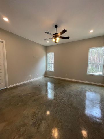 244 Dipping Vat Road, Huntsville, TX 77358