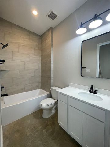 244 Dipping Vat Road, Huntsville, TX 77358