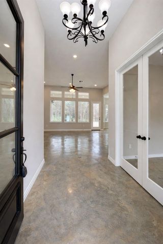 244 Dipping Vat Road, Huntsville, TX 77358