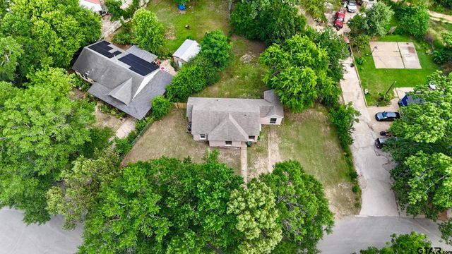 1341 Bellaire Dr, Tyler, TX 75702