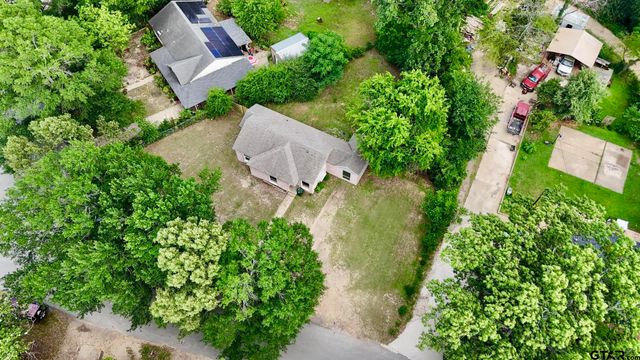 1341 Bellaire Dr, Tyler, TX 75702