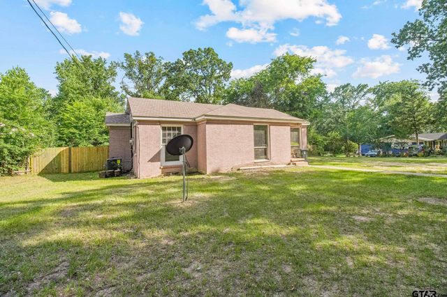 1341 Bellaire Dr, Tyler, TX 75702