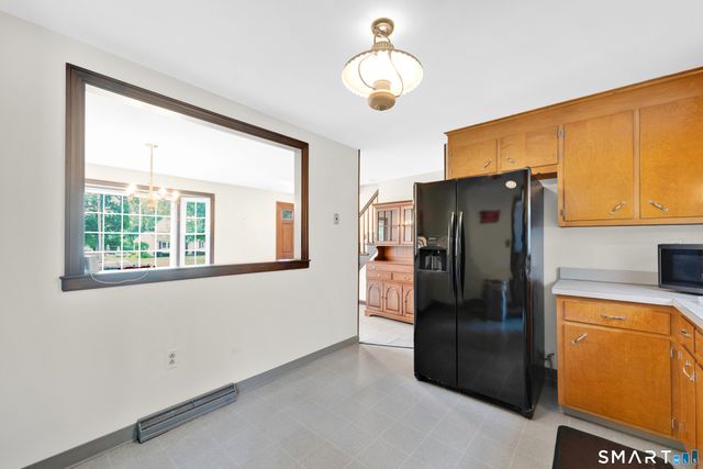 16 Gardner Road, Vernon, CT 06066