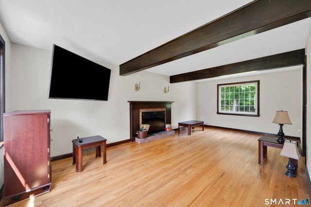 16 Gardner Road, Vernon, CT 06066