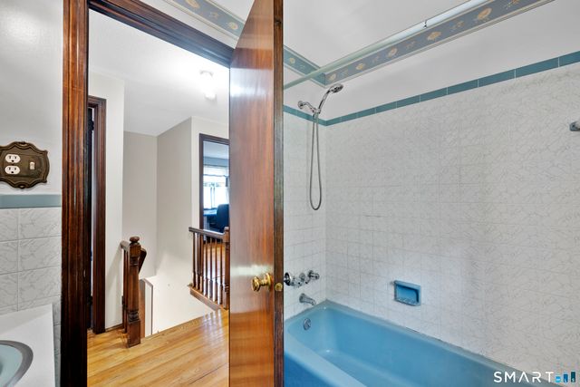 16 Gardner Road, Vernon, CT 06066