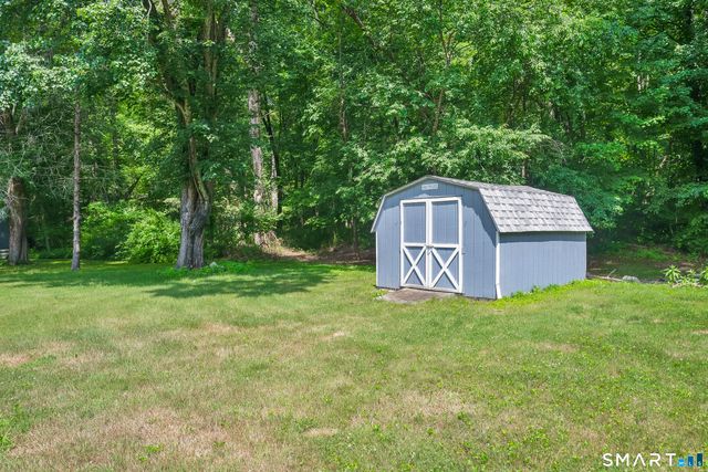 16 Gardner Road, Vernon, CT 06066