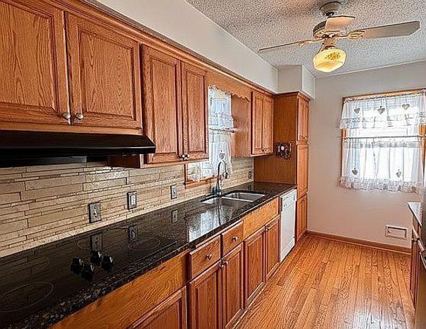 10025 Wentworth Avenue S, Bloomington, MN 55420