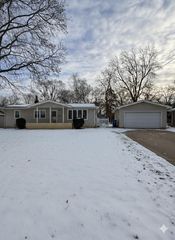 10025 Wentworth Avenue S, Bloomington, MN 55420