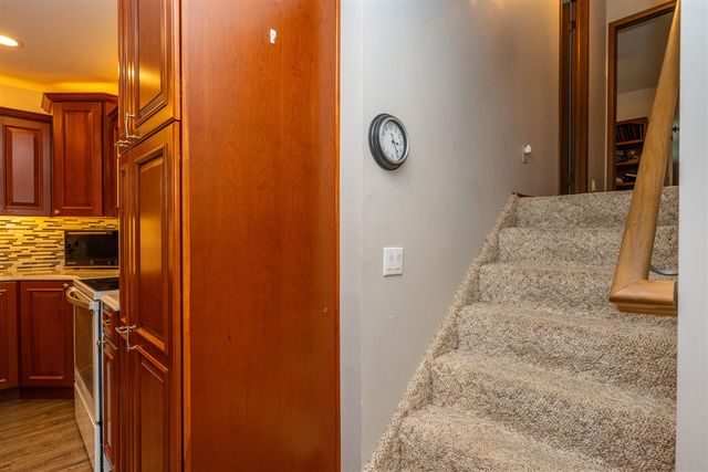 5985 Echo Ridge, Stevensville, MI 49127