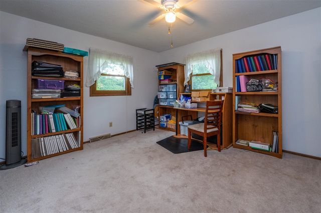 5985 Echo Ridge, Stevensville, MI 49127