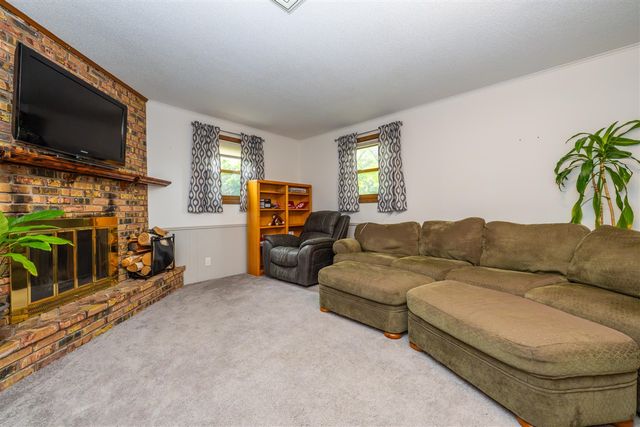 5985 Echo Ridge, Stevensville, MI 49127