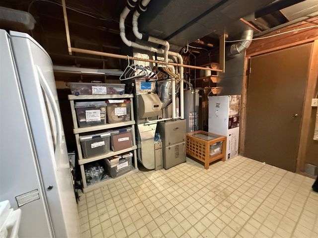 5985 Echo Ridge, Stevensville, MI 49127