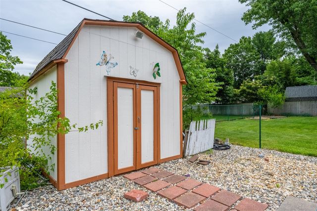 5985 Echo Ridge, Stevensville, MI 49127