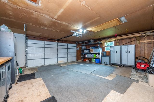 5985 Echo Ridge, Stevensville, MI 49127