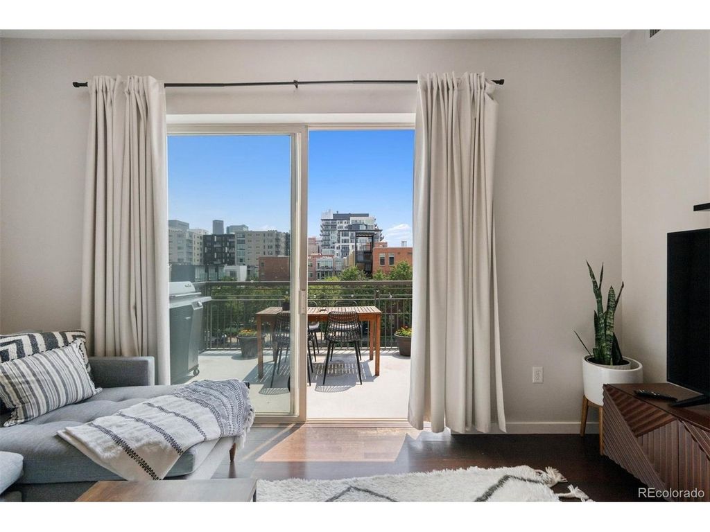 1440 Little Raven St 403, Denver, CO 80202