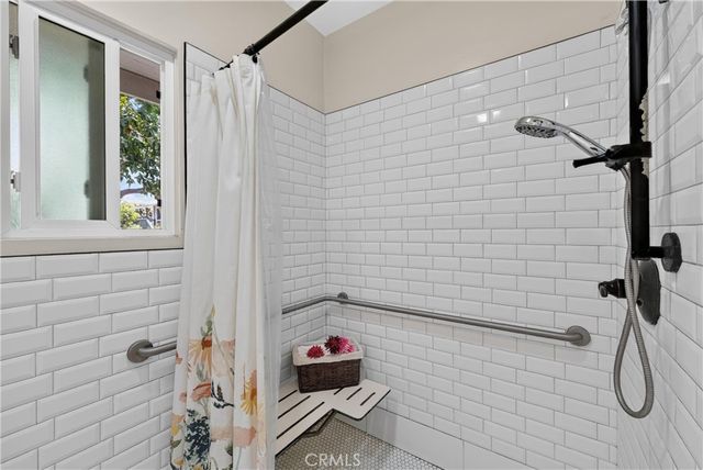 2700 W Olive Avenue, Fullerton, CA 92833