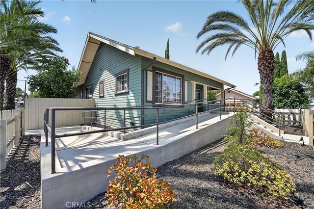 2700 W Olive Avenue, Fullerton, CA 92833
