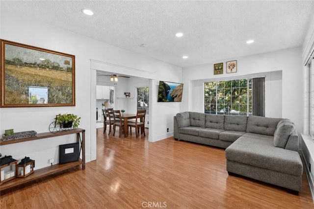 2700 W Olive Avenue, Fullerton, CA 92833