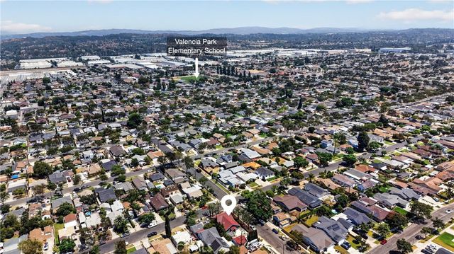 2700 W Olive Avenue, Fullerton, CA 92833