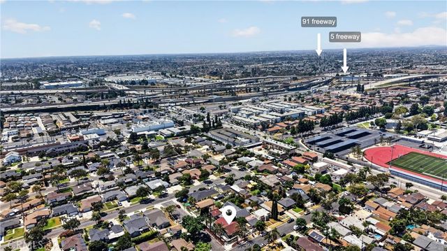 2700 W Olive Avenue, Fullerton, CA 92833