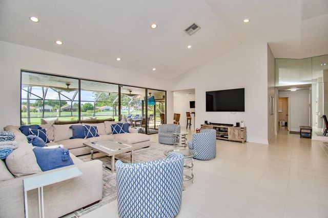 11415 Boca Woods Lane, Boca Raton, FL 33428