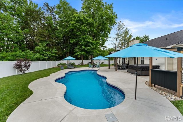 1558 Prospect Lakes Drive, Wentzville, MO 63385
