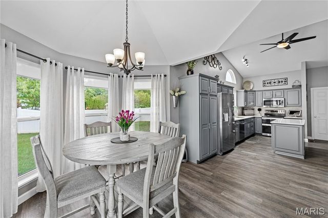 1558 Prospect Lakes Drive, Wentzville, MO 63385