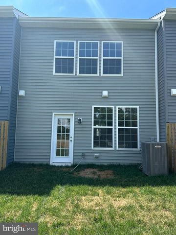 65 MELSONBY DR, Bunker Hill, WV 25413