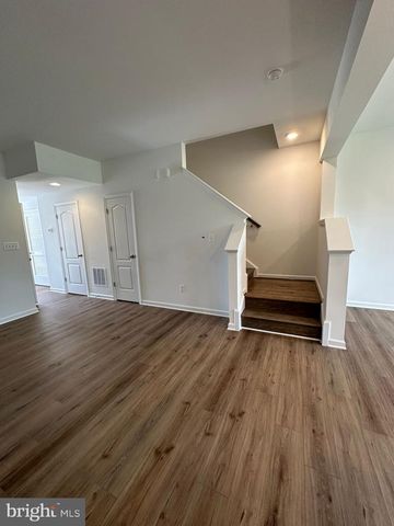 65 MELSONBY DR, Bunker Hill, WV 25413