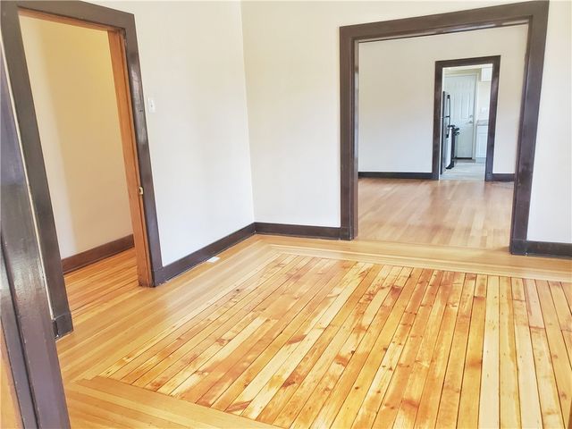 18-20 Sankey Avenue, Brentwood, PA 15227
