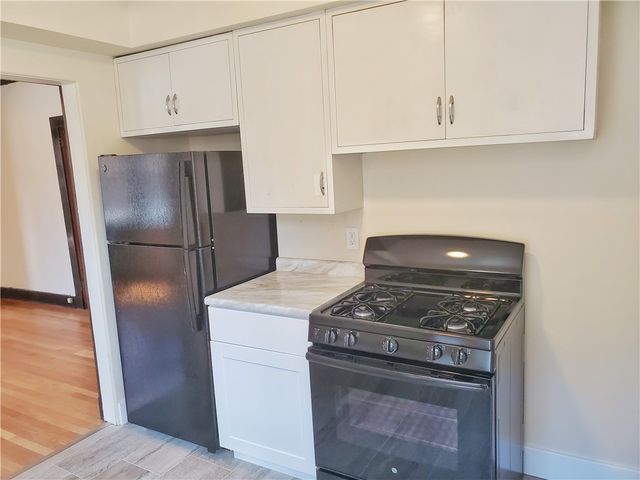 18-20 Sankey Avenue, Brentwood, PA 15227