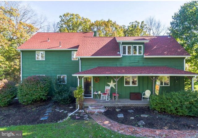 408 SALFORD STATION RD, Perkiomenville, PA 18074