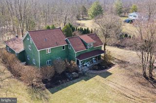 408 SALFORD STATION RD, Perkiomenville, PA 18074