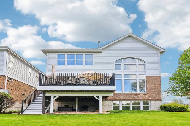 1272 Lake Shore Drive, Lisle, IL 60532