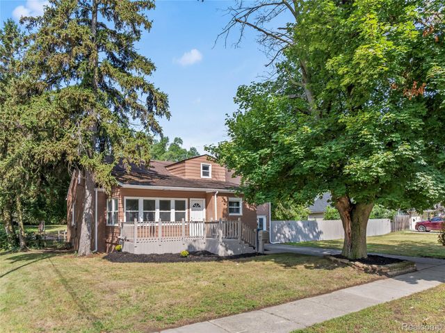 24609 EUREKA Avenue, Warren, MI 48091