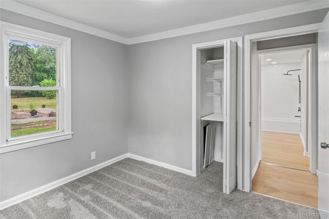 24609 EUREKA Avenue, Warren, MI 48091