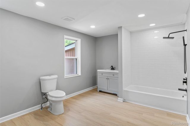 24609 EUREKA Avenue, Warren, MI 48091