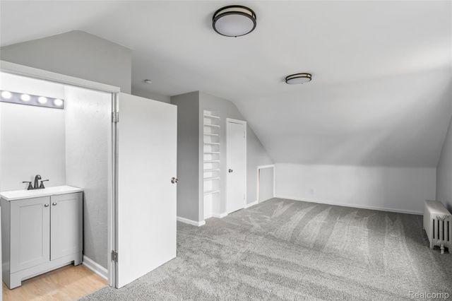 24609 EUREKA Avenue, Warren, MI 48091