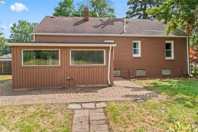 24609 EUREKA Avenue, Warren, MI 48091