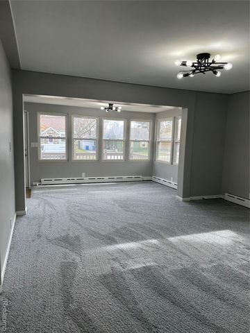 24609 EUREKA Avenue, Warren, MI 48091