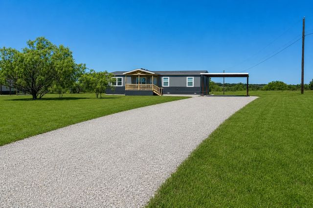 1057 Carnagie Road, Poolville, TX 76487