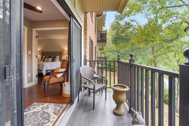 28206 Plantation NE Drive 206, Atlanta, GA 30324