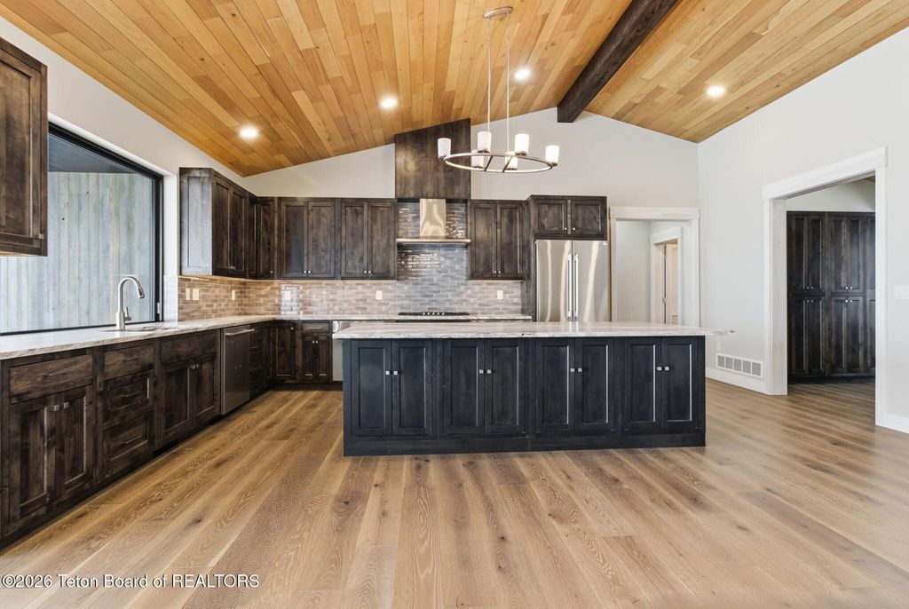 623 ROYAL ELK Circle, Victor, ID 83455 photo 12