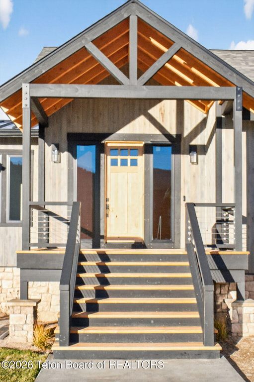 623 ROYAL ELK Circle, Victor, ID 83455 photo 6