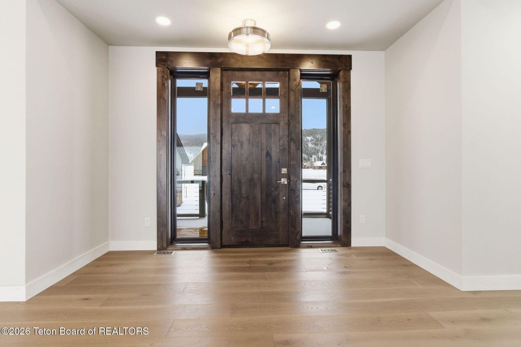 623 ROYAL ELK Circle, Victor, ID 83455 photo 7