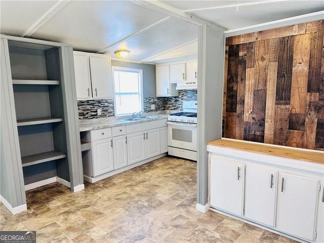 6134 Grant Ford Road, Gainesville, GA 30506