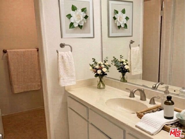 4499 Via Marisol 326, Los Angeles, CA 90042